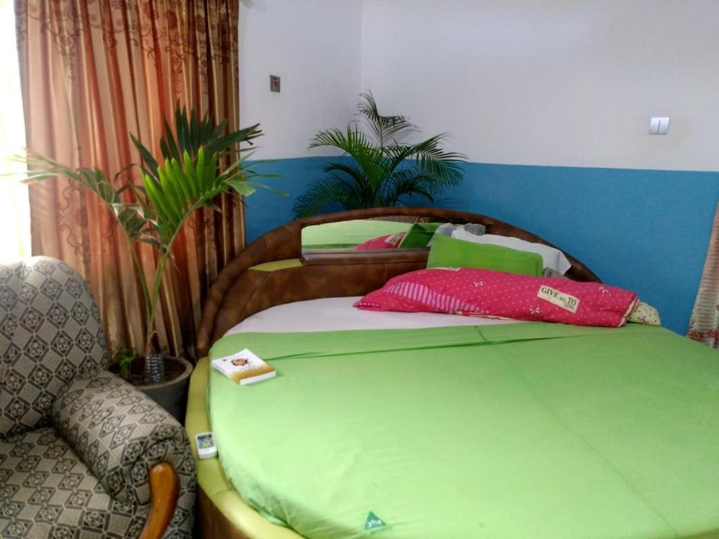 Elizz Guest House Janman Exterior foto