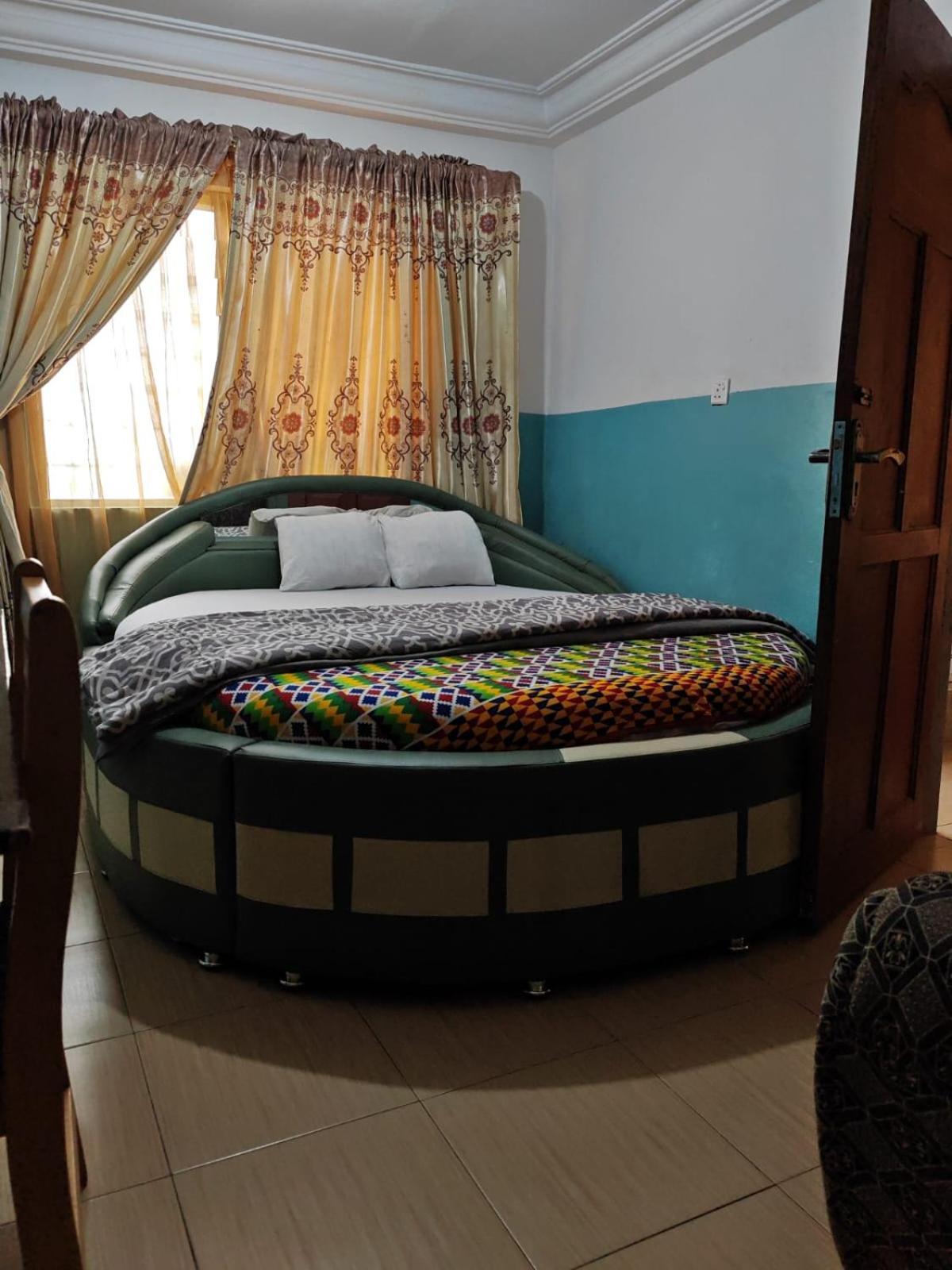 Elizz Guest House Janman Exterior foto