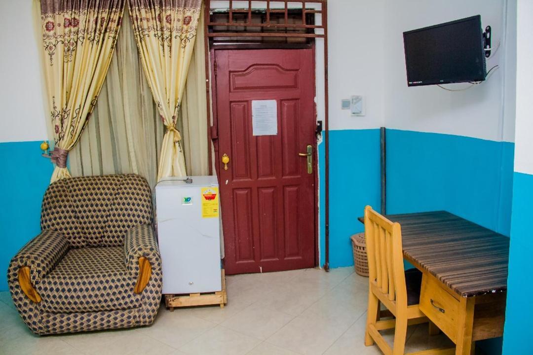 Elizz Guest House Janman Exterior foto